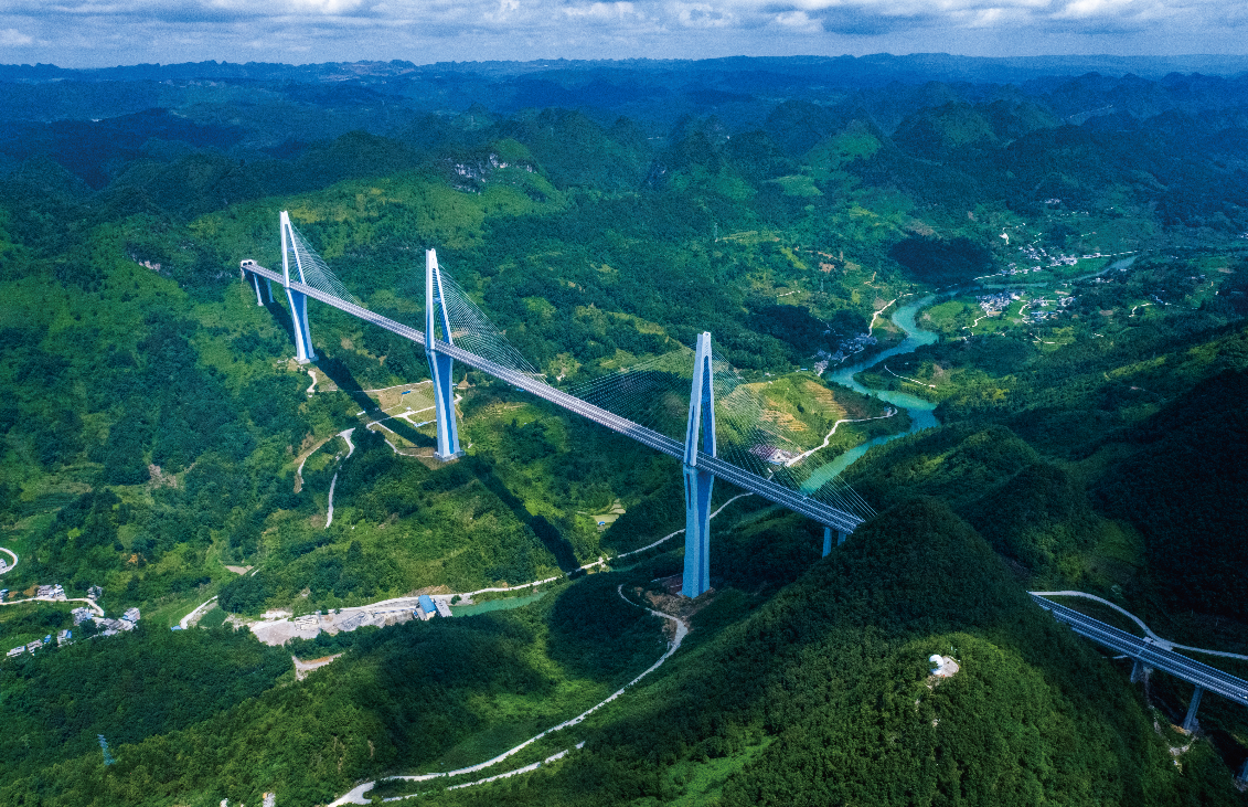 余安高速平塘特大桥桥梁健康监测(主跨249.5m+550m+249.5m,中塔高332m)